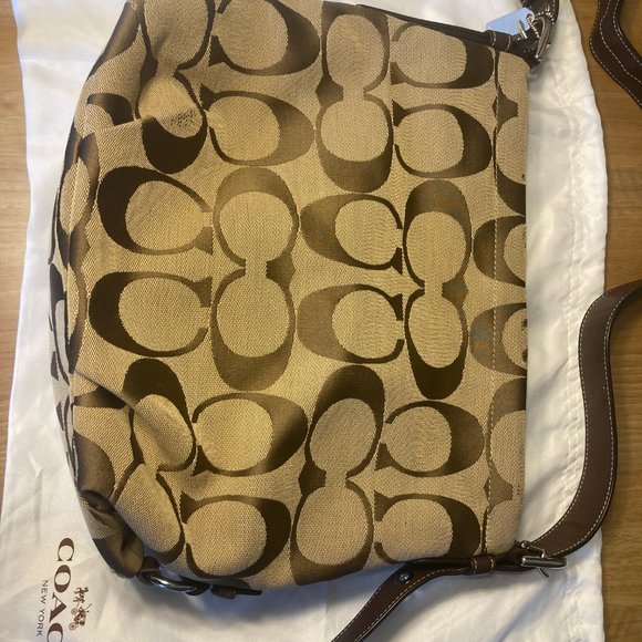 Coach Purse *see photos* - Picture 10 of 12